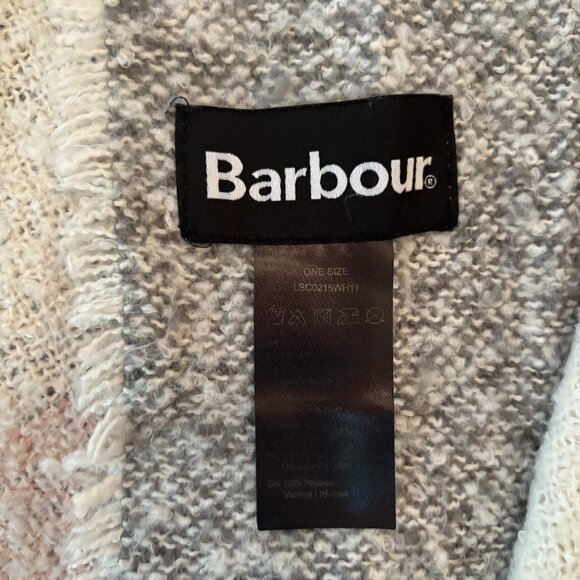 Cozy and Classic BARBOUR Scarf - Picture 6 of 6